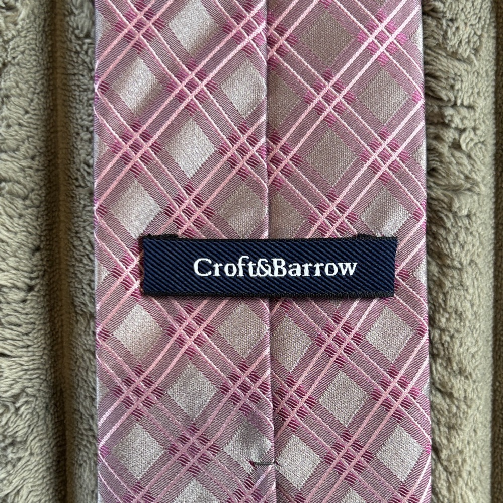 Assorted Tie Collection - Picture 4 of 10